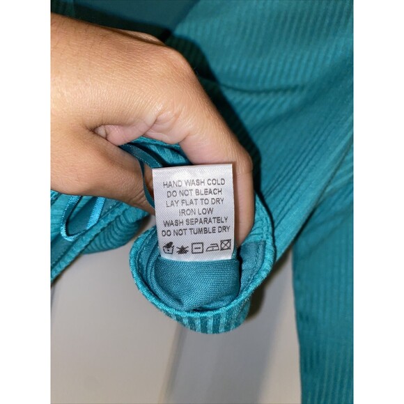 Superdown Top Teal Emerald Twist Front Ribbed Long Sleeve Crop Small Revolve - Picture 7 of 8
